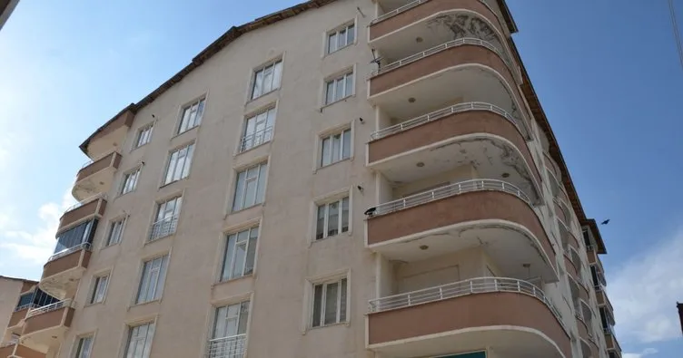 Muş’ta, 7’nci kattaki evlerinin balkonundan düşen 2 yaşındaki çocuk hayatını kaybetti