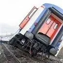 Haydarpaşa-Denizli seferi yapan trenin saat 02.00 civarlarında Kütahya’nın Çöğürler kasabasında raydan çıkmasıyla oluşan kazada 436 yolcudan 9 kişi öldü