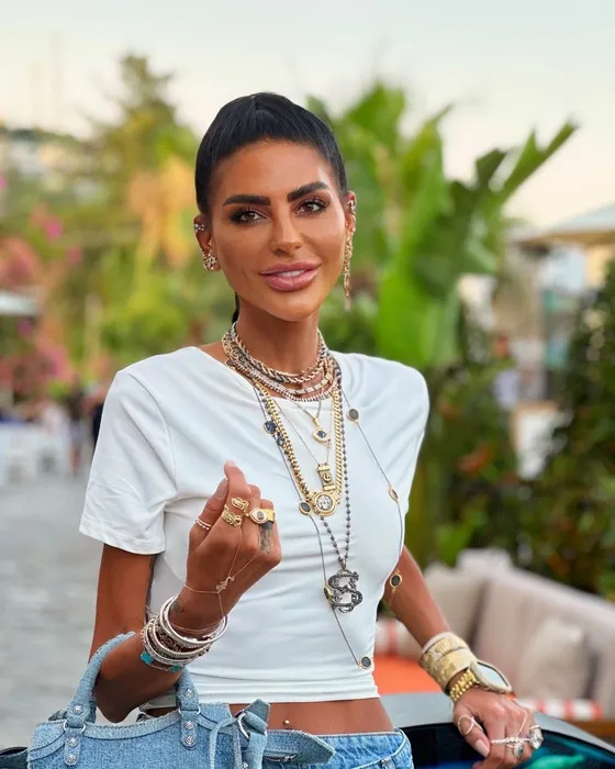 Şimdilerin sosyetik yıldızını tanıdınız mı? Takipçilerini geçmişe götürdü! O mucizevi anı yasadım