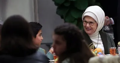 Emine Erdoğan çocuklarla iftar yaptı: Neşeli gülüşleri en büyük hazinemiz