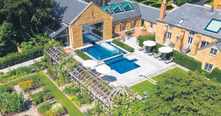 Lüks markalarda yaz yarışı