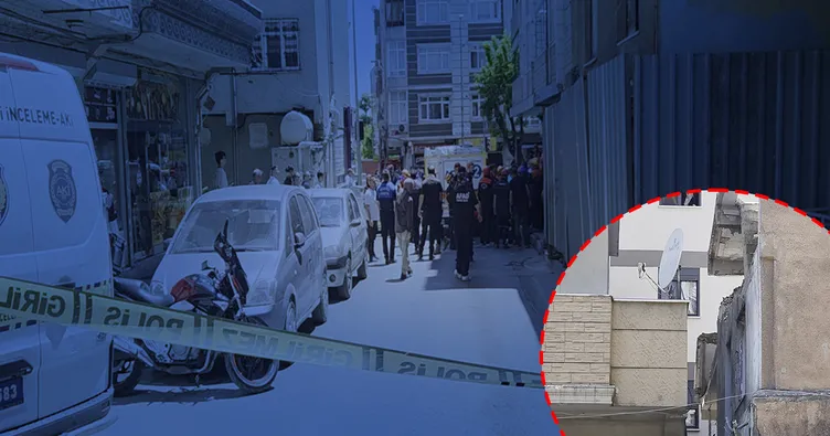 Küçükçekmece’de faciadan dönüldü! Yıkımı gerçekleşen bina çöktü: 3 işçi yaralandı