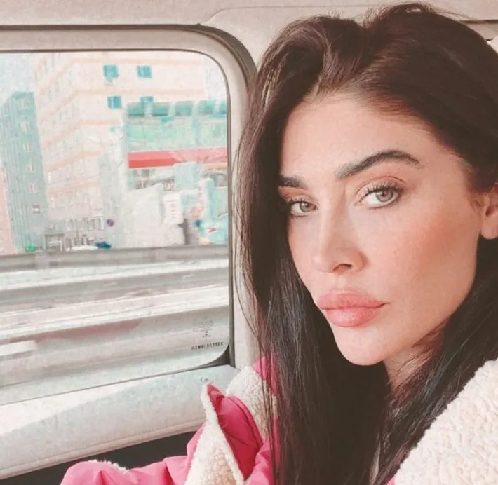 Son dakika: Ünlü borsacının kızına şok suçlama! Babasının kaçırdığı paraları böyle aklamış