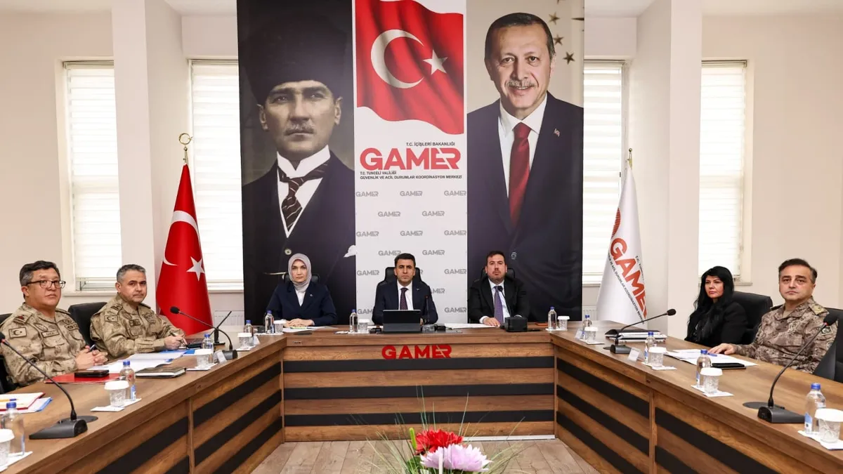 Tunceli’de Gülistan Doku için değerlendirme toplantısı Tunceli’de Gülistan Doku için değerlendirme toplantısı