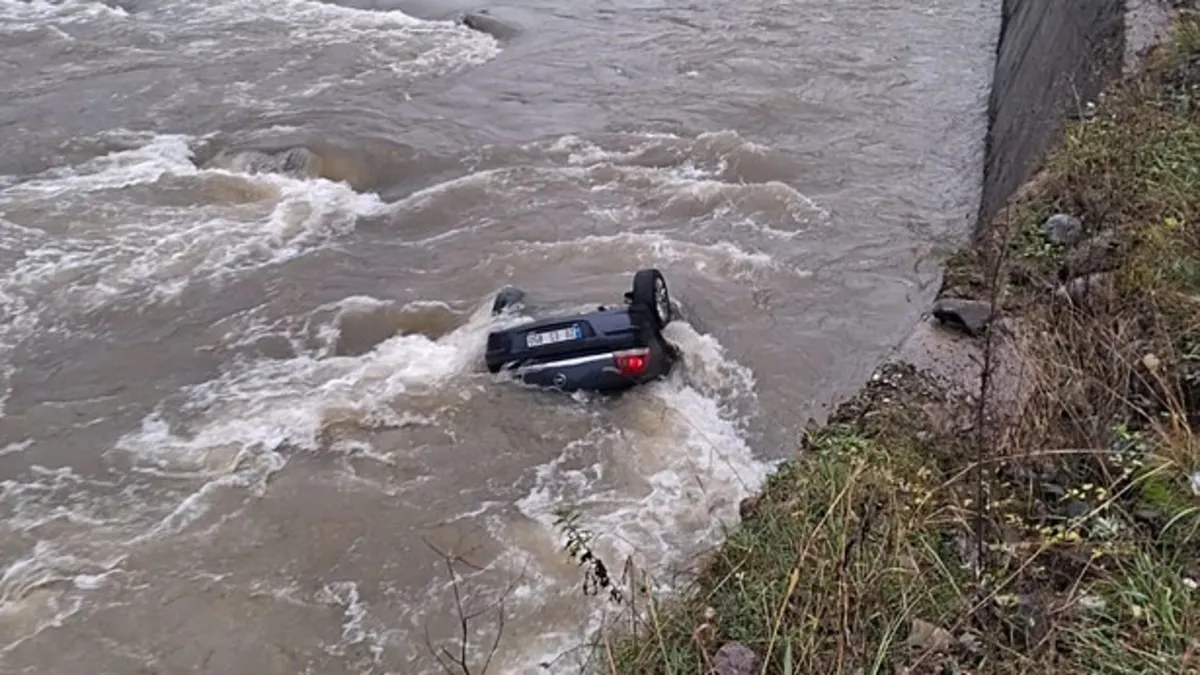 SON DAKİKA… Giresun’daki faciada Emin Yılmaz ile dayısı hayatını kaybetmişti: Feci kaza kamerada! SON DAKİKA… Giresun’daki faciada Emin Yılmaz ile dayısı hayatını kaybetmişti: Feci kaza kamerada!