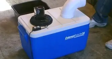 Evde kendi imkanlarıyla klima yaptı!