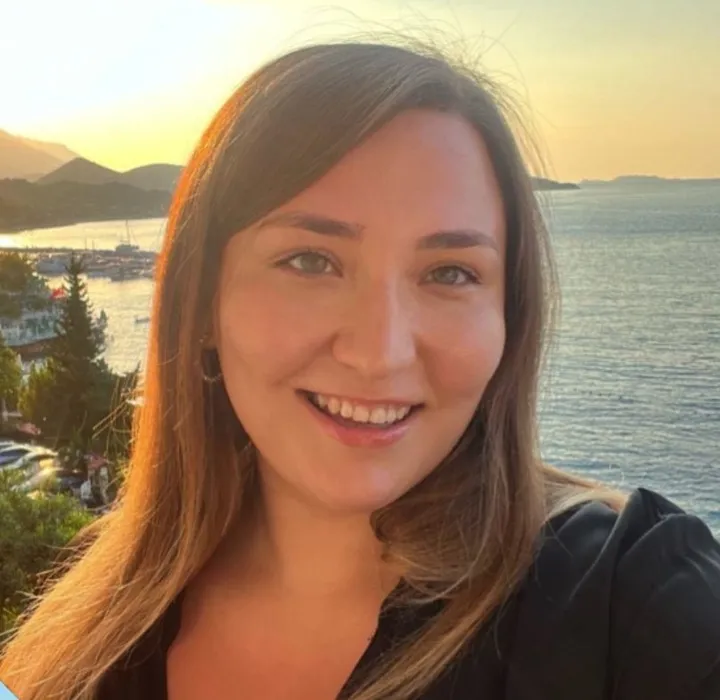 Sakarya'da feci kaza! Doktor Yonca ve kocası öldü! 2 Sakarya’da feci kaza! Doktor Yonca ve kocası öldü! 5 günlük bebek ağır yaralı! Meğer doğumhaneden...