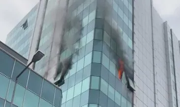 Zeytinburnu’nda iş merkezinde yangın çıktı!
