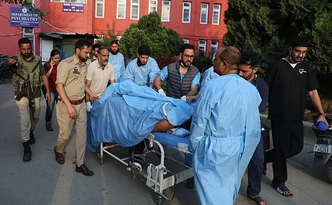 Hindistan’da turistlere silahlı saldırı: 26 ölü