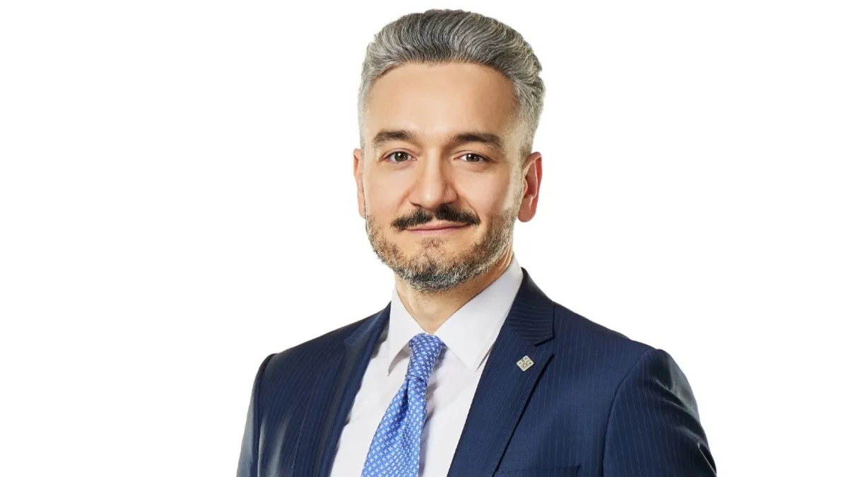 Vakıf Katılım, tüm bankaların hesap ve kart bilgilerini tek ekranda buluşturuyor Vakıf Katılım, tüm bankaların hesap ve kart bilgilerini tek ekranda buluşturuyor