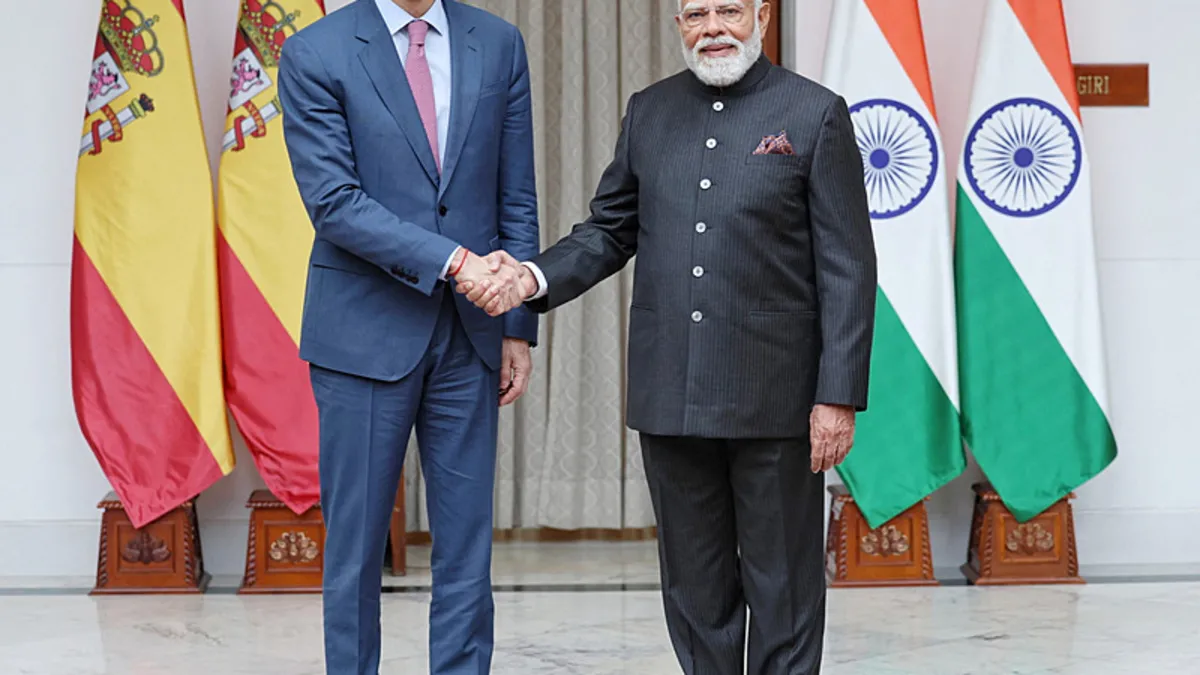 Hindistan Başbakanı Modi İspanyol mevkidaşıyla görüştü