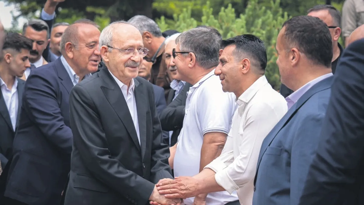 Bayramlaşma değil güç gösterisi