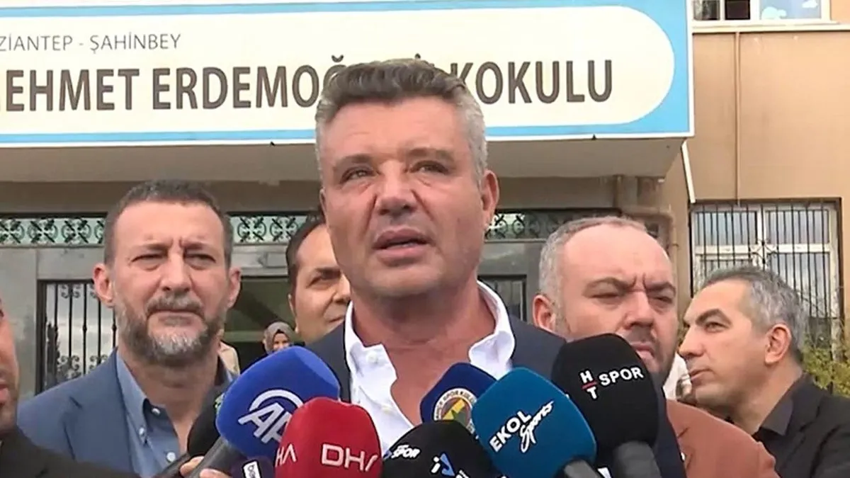 Sadettin Saran’dan bahis skandalı için yeni açıklama! “Bu süreç adil ve şeffaf yürüyecek” Sadettin Saran’dan bahis skandalı için yeni açıklama! “Bu süreç adil ve şeffaf yürüyecek”