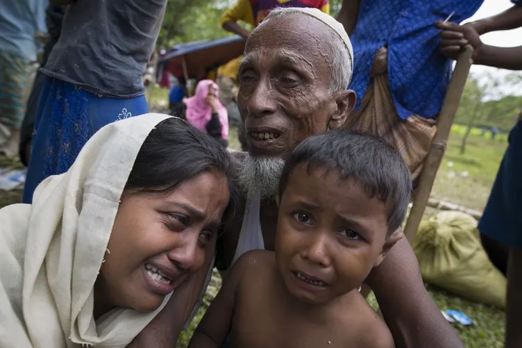 Rohingya Müslümanları’ndan çağrı: TÜRKİYE BU SOYKIRIMI DURDURABİLİR