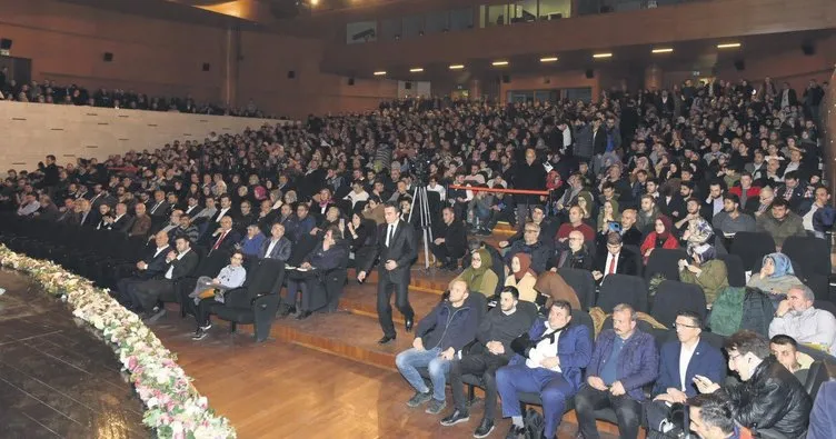 Bursa Büyükşehir Belediyesi’nin organize ettiği Asım’ın Nesli Gençlik Buluşmaları’nın konuğu Cumhurbaşkanlığı Sözcüsü Büyükelçi İbrahim Kalın oldu