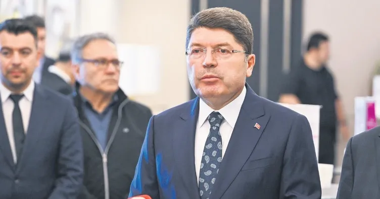 Bakan Tunç, DEM’i teröre karşı mesafe konusunda uyardı: Kapatma kaçınılmaz olur