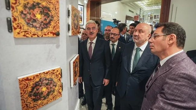 vakif-katilim-bursanin-vakif-mirasini-gelecege-tasiyor-1789747052169.jpg