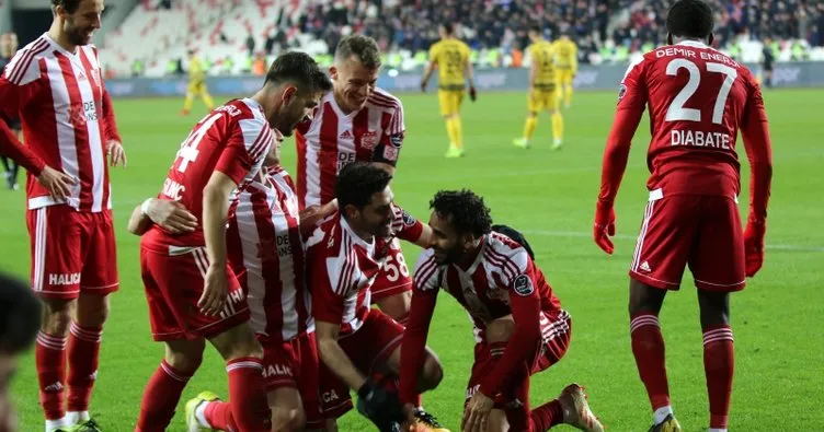 Demir Grup Sivasspor galibiyeti hatırladı