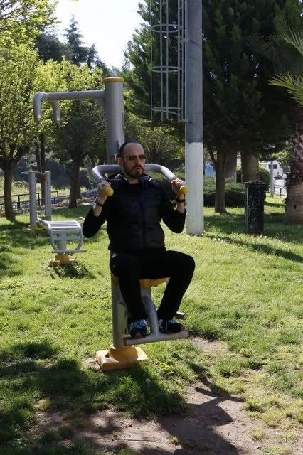 Özgür Özkök kilolarından kurtuldu, modelliğe atıldı!
