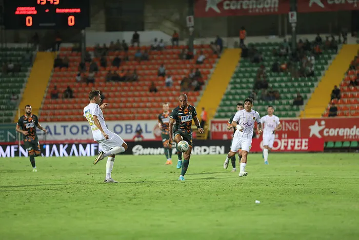 istanbulspor-3-puanla-tanisti-alanyaspor-evinde-kayip-1661636898974.jpg