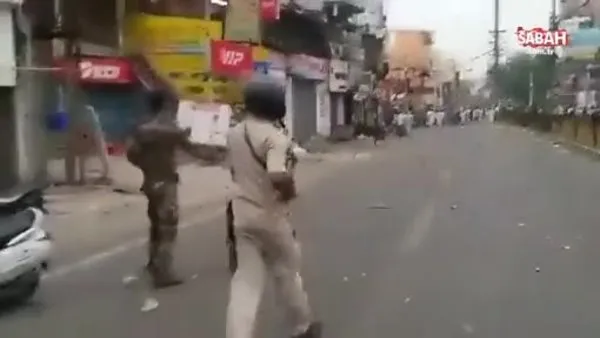 Hindistan polisi Müslümanlara ateş açtı: 2 kişi hayatını kaybetti! | Video