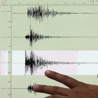 Endonezya'da 6,3 büyüklüğünde deprem