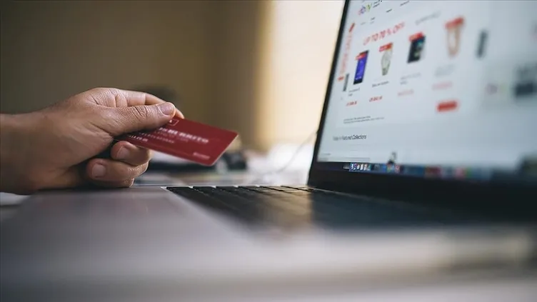 İnternetten ticarete yeni vergi düzenlemesi! İlan ve reklamlar da kapsama alındı: İşte detaylar...