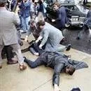 Ronald Reagan yaralandı