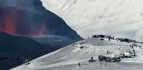 İzlanda’da volkan turizmi