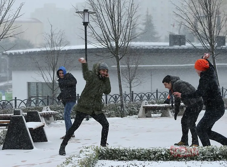 Meteoroloji’den son dakika hava durumu ve kar yağışı uyarısı! İstanbul’da kar yağışı ne zaman sona erecek?