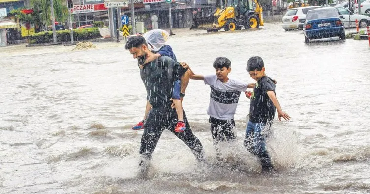 Ankara’nın 5 yılını heba etti! SABAH Mansur Yavaş’ın karnesini Başkentlilere sordu