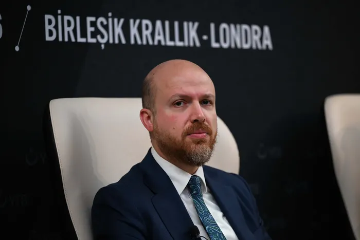 ilim-yayma-vakfi-mutevelli-heyeti-baskani-bilal-erdogan-turkiye-guclendikce-diaspora-gucleniyor-1779076751397.jpg