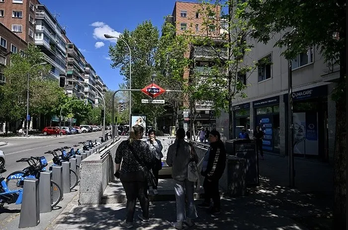 Büyük çaplı elektrik kesintisi: Üç Avrupa ülkesi etkilendi