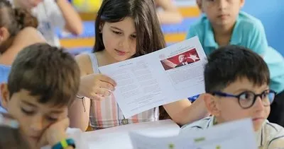 OKULLAR NE ZAMAN TATİLE GİRECEK? 2025 Karneler hangi tarihte dağıtılacak? MEB takvimiyle kesinleşti!