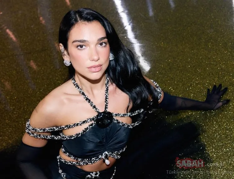 Dua Lipa nişan iddialarına o paylaşımla cevap verdi! Milyon dolarlık yüzüğünü böyle gösterdi!