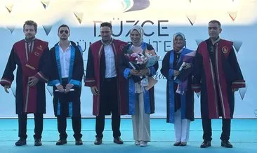 53 yaşında üniversiteyi birincilikle bitirdi: Oğluyla aynı anda mezun oldular! #duzce