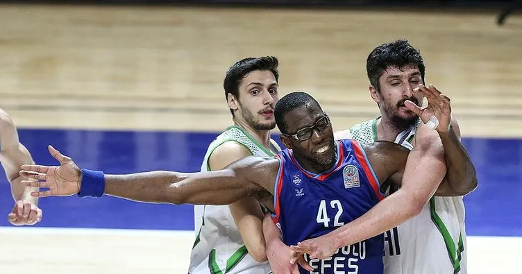 Anadolu Efes TOFAŞ’ı devirdi!