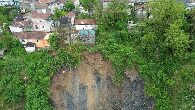 Gaziosmanpaşa'daki toprak kaymasında yeni görüntüler ortaya çıktı! İstanbul Valisi’nden flaş açıklama