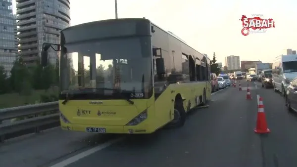 Meyve yüklü kamyon arızalanan İETT otobüsüne çarptı | Video