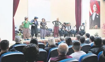Mahkumlara tiyatro oyunu izletildi