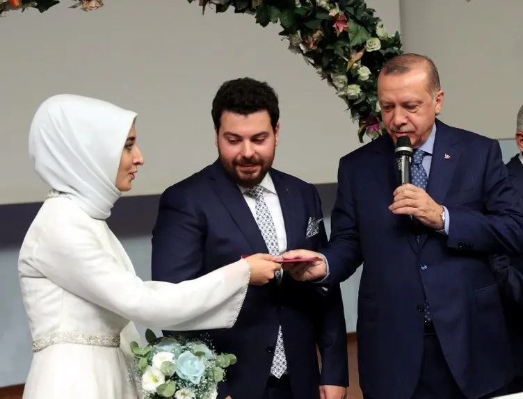Cumhurbaşkanı Erdoğan, danışmanı Sefer Turan’ın kızının nikah şahidi oldu
