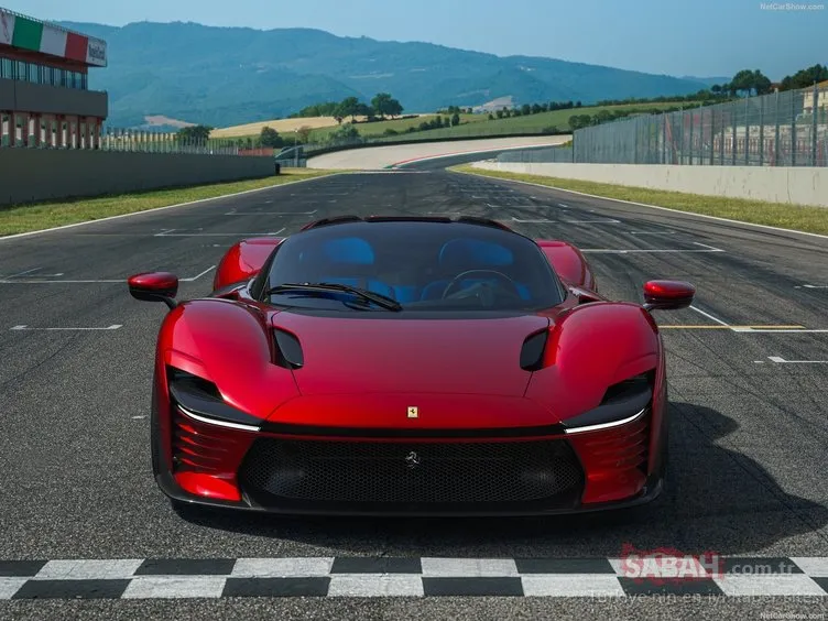 Ferrari Daytona SP3 tanıtıldı! Kaputun altındaki canavar 840 beygir güç üretiyor