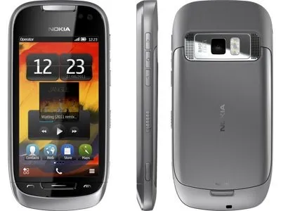 Nokia 701
