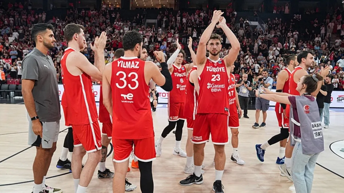 A Milli Erkek Basketbol Takımı'ndan büyük sıçrama