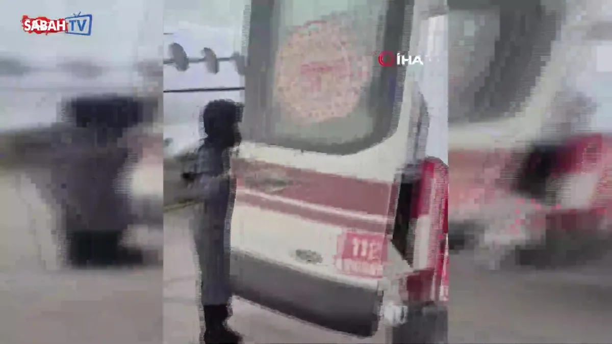 Van’da 3 aylık bebek uçak ambulansla Konya’ya sevk edildi videosunu izle Van’da 3 aylık bebek uçak ambulansla Konya’ya sevk edildi videosunu izle