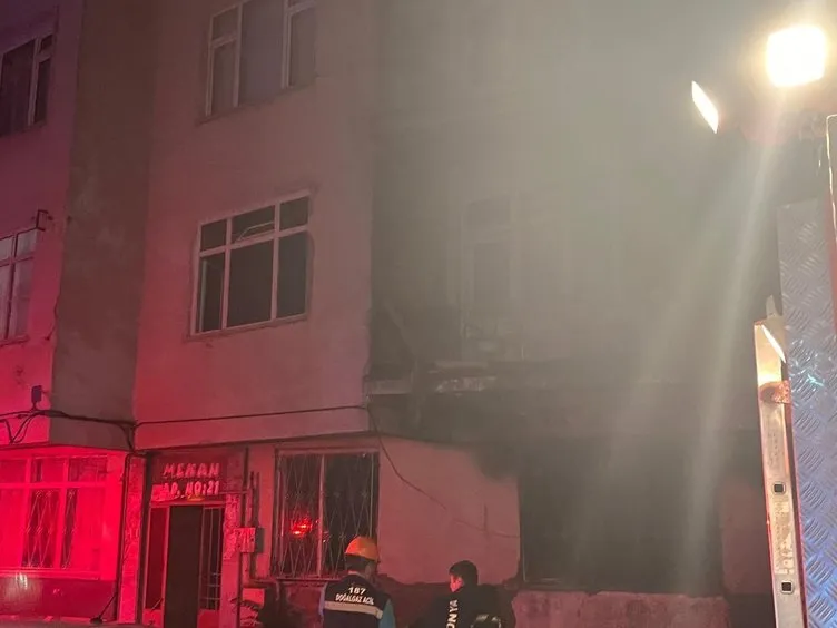 Kundakçı avukattan itiraf: ‘Cebimdeki cam dezenfektan şişesini içeriye fırlattım’