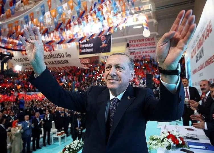 AK Parti’nin yerel seçim stratejisi şekilleniyor: Şehrin kimliğine göre aday! Ankara, İstanbul ve İzmir’in karneleri çıkarılacak