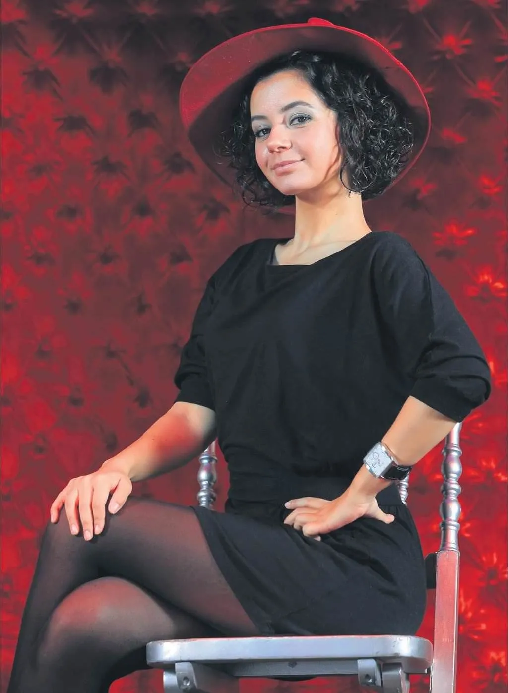 Zeynep K se Ben Kenan Tercih Ederdim Galeri Ya am zeynep-k-se-ben-kenan-tercih-ederdim-galeri-ya-am