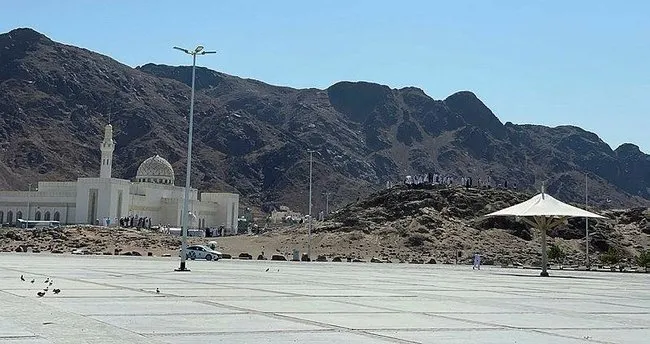 Hacılardan kutlu mekanlara ziyaret