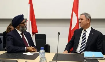 Milli Savunma Bakanı Hulusi Akar Kanada Savunma Bakanı Harjit Sajjan ile telefonda görüştü